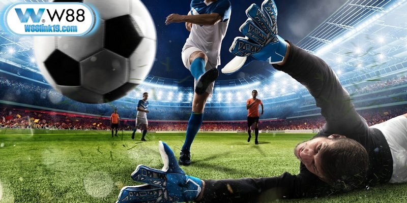 Sự biến động phản ánh dòng tiền đặt cược cùng thông tin thực tế từ sân cỏ